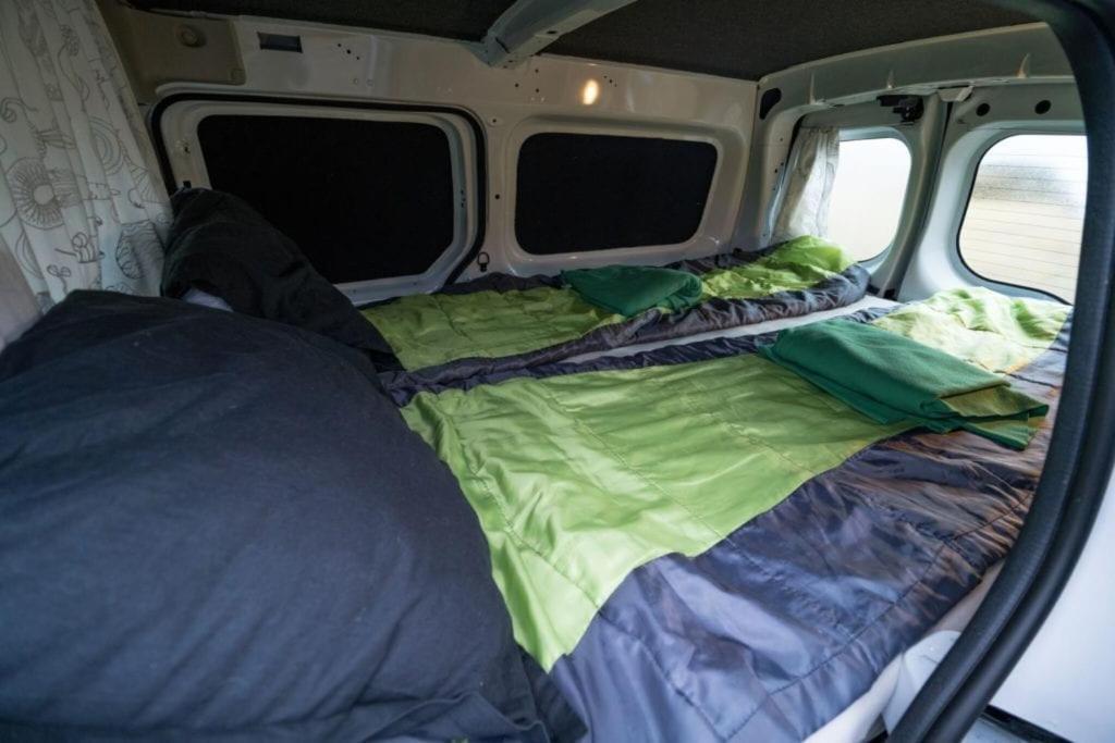 Rent Campervans Keflavík Exteriör bild